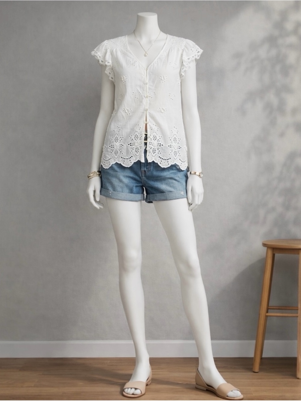 Love The Label White Eyelet Cotton Blouse Sheer Lace Flutter Sleeve Boho Top L - Picture 2 of 11